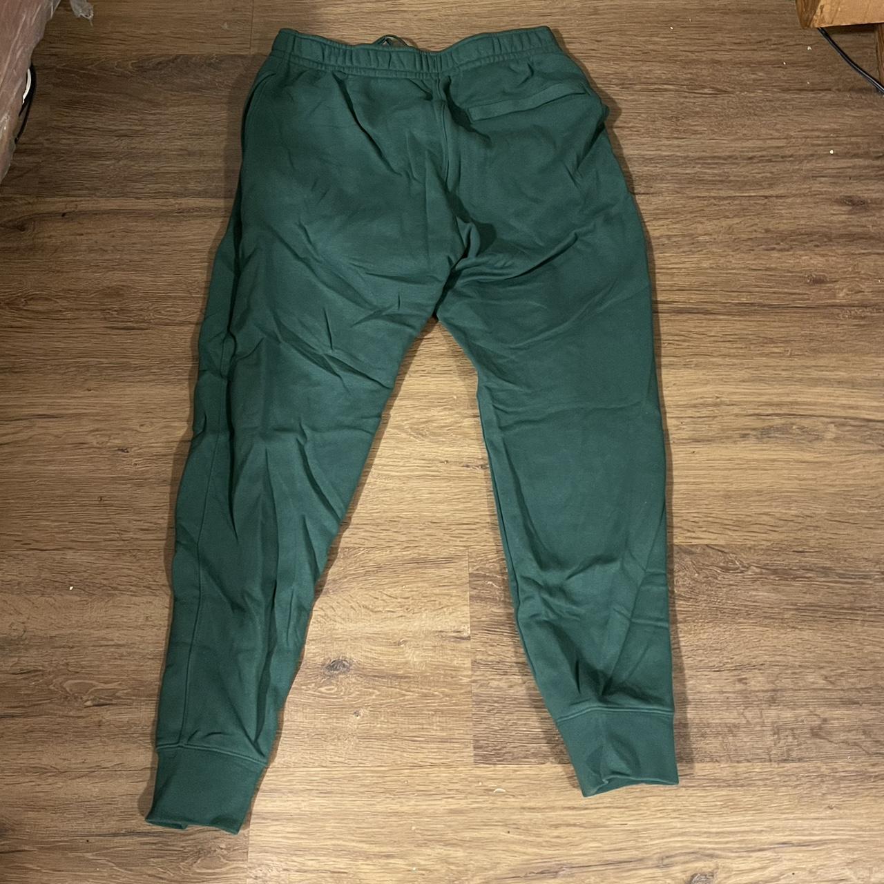 Nike Men's Green Joggers-tracksuits | Depop