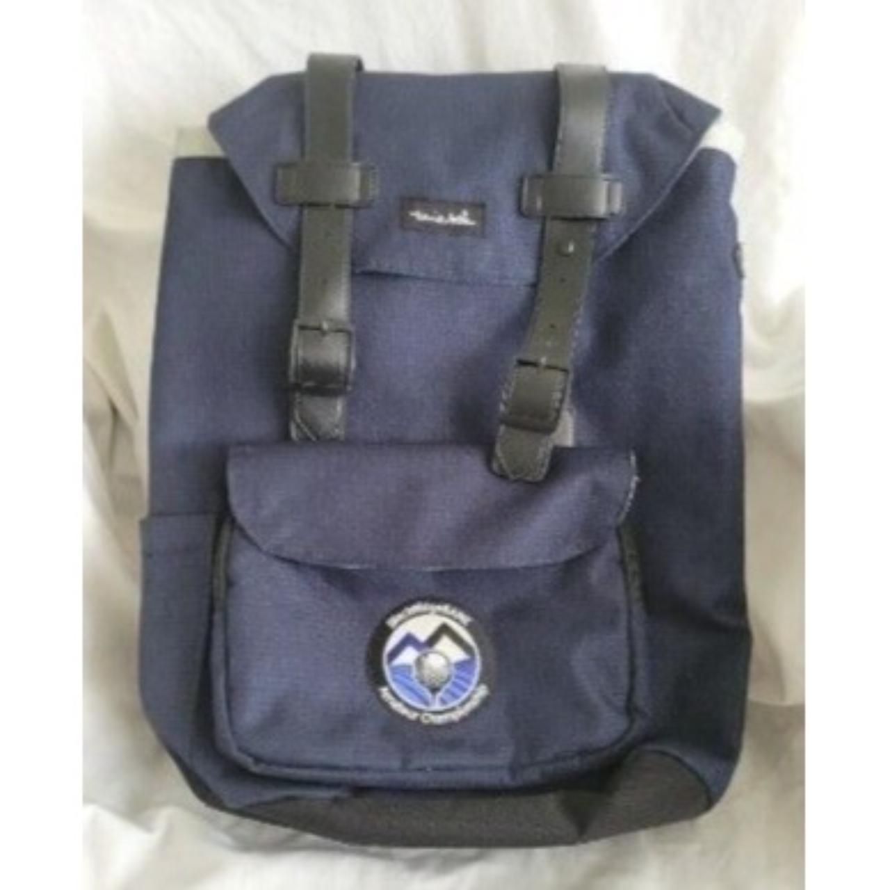 Travis matthews outlet backpack