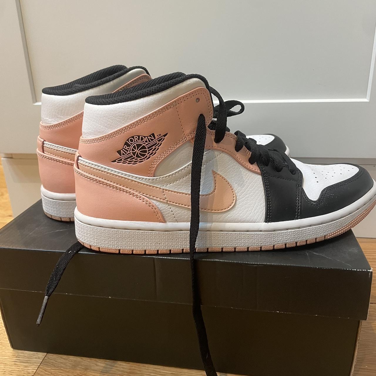 Nike Air Jordan 1 Mid Shoes in White/Artic retailer Orange-Black