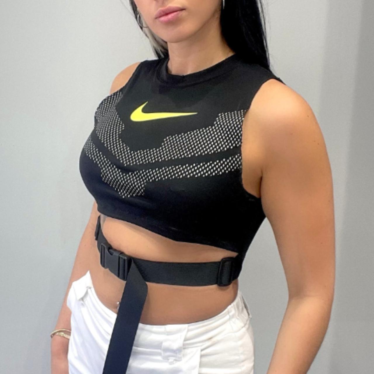 nike buckle bra