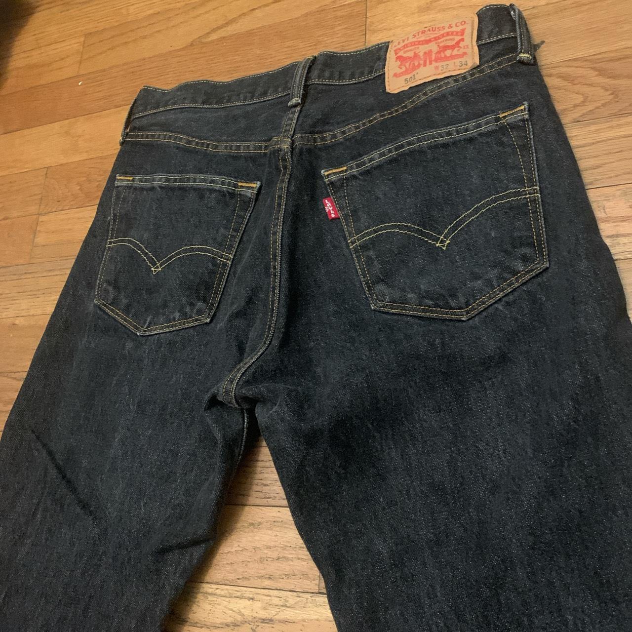 Classic 501 Levi’s 32x34 dark denim wash great pair - Depop