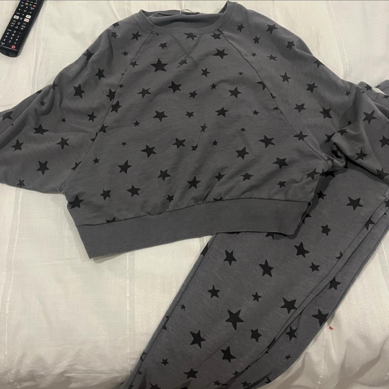 Z Supply Women's Black and Grey Sweatshirt | Depop