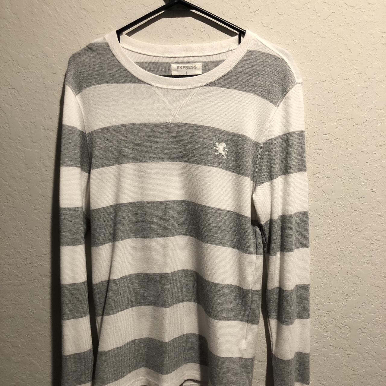 Express Men's White and Grey Tshirt Depop