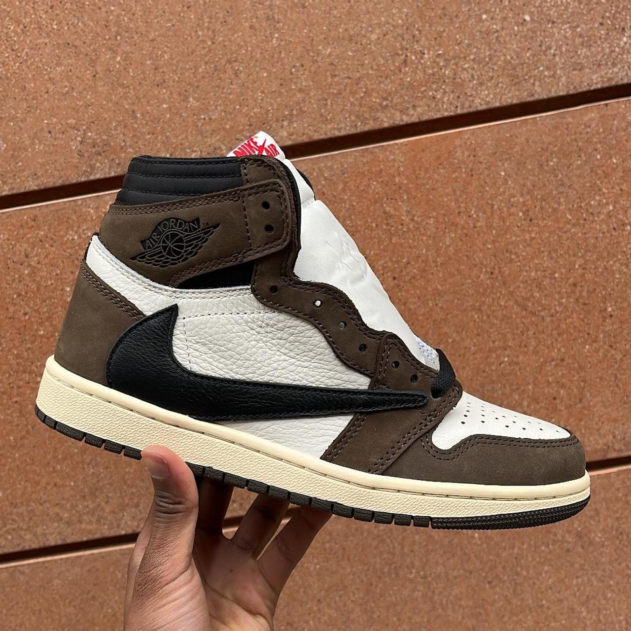 travis scott retro 1 red