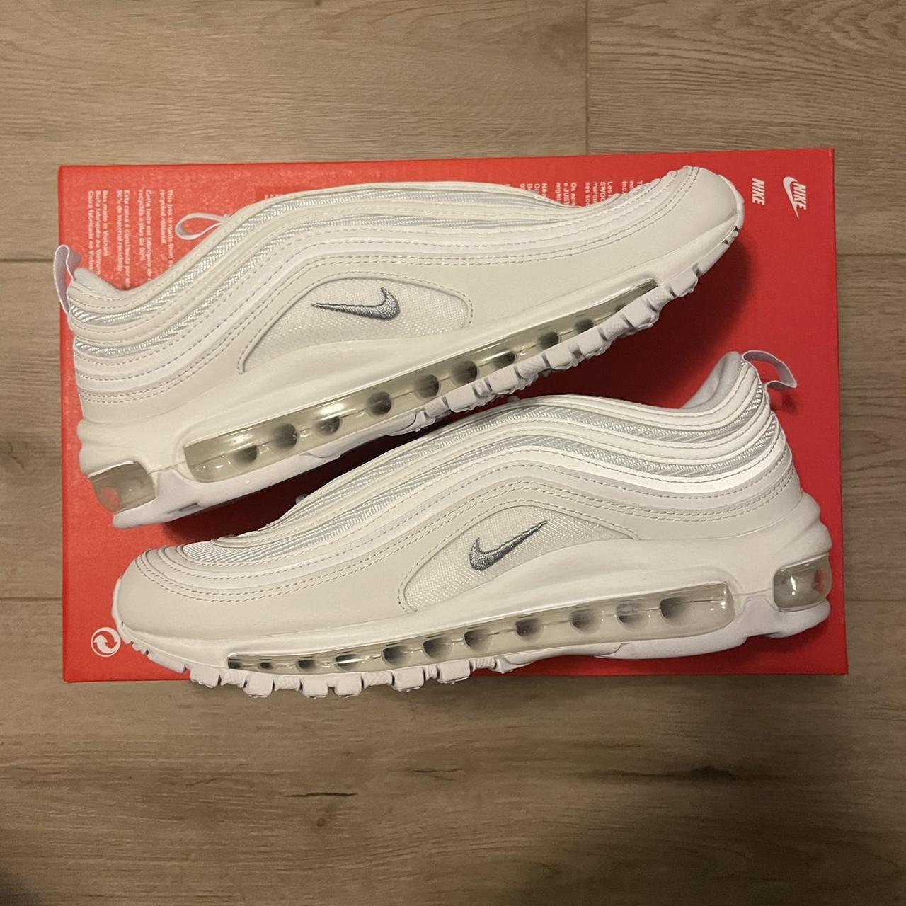 Air max 97 triple white size 7 hotsell