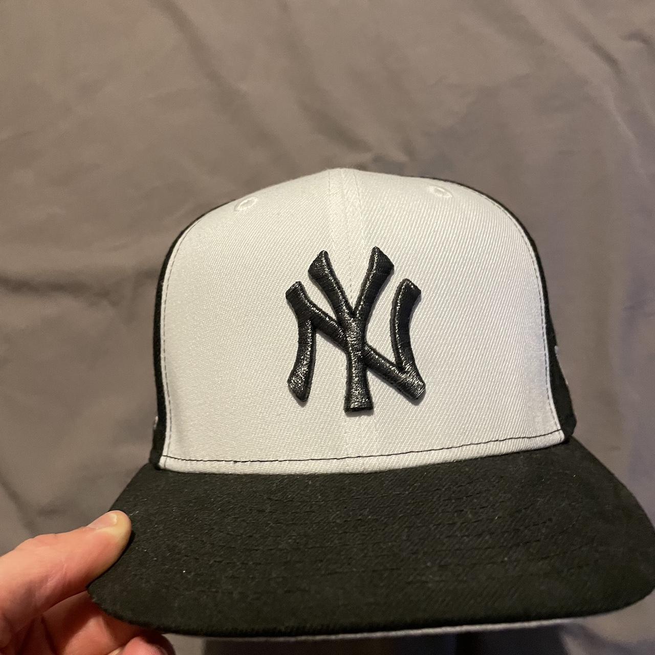 A yankee wit no brim on dat thang! One size fits - Depop