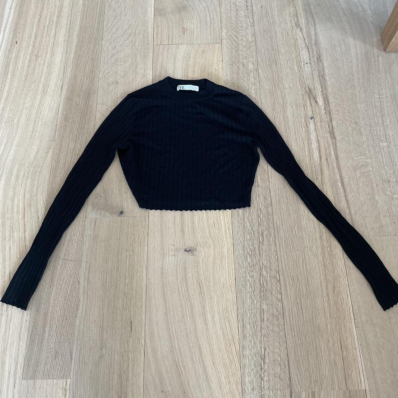 Zara Women's Black Crop-top | Depop