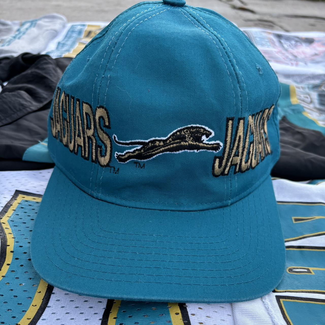 Jacksonville Jaguars Vintage Starter TriPower... - Depop