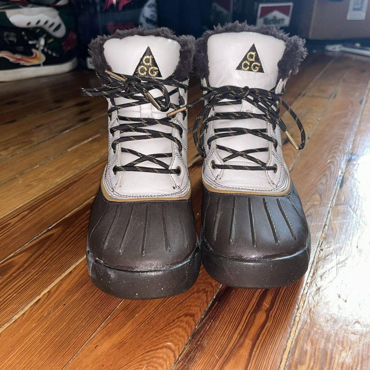 lunarlon nike boots