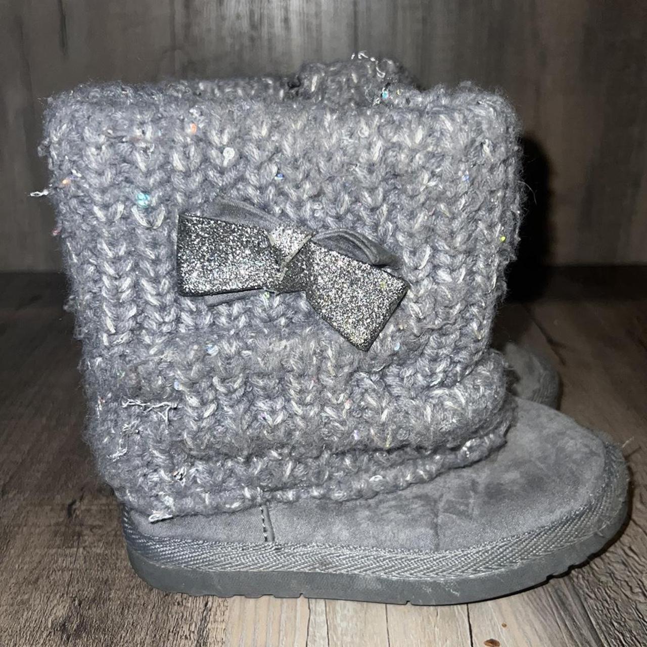 GIRLS JUMPING BEANS SPARKLE BOOTS SIZE 8 BERNICE... Depop
