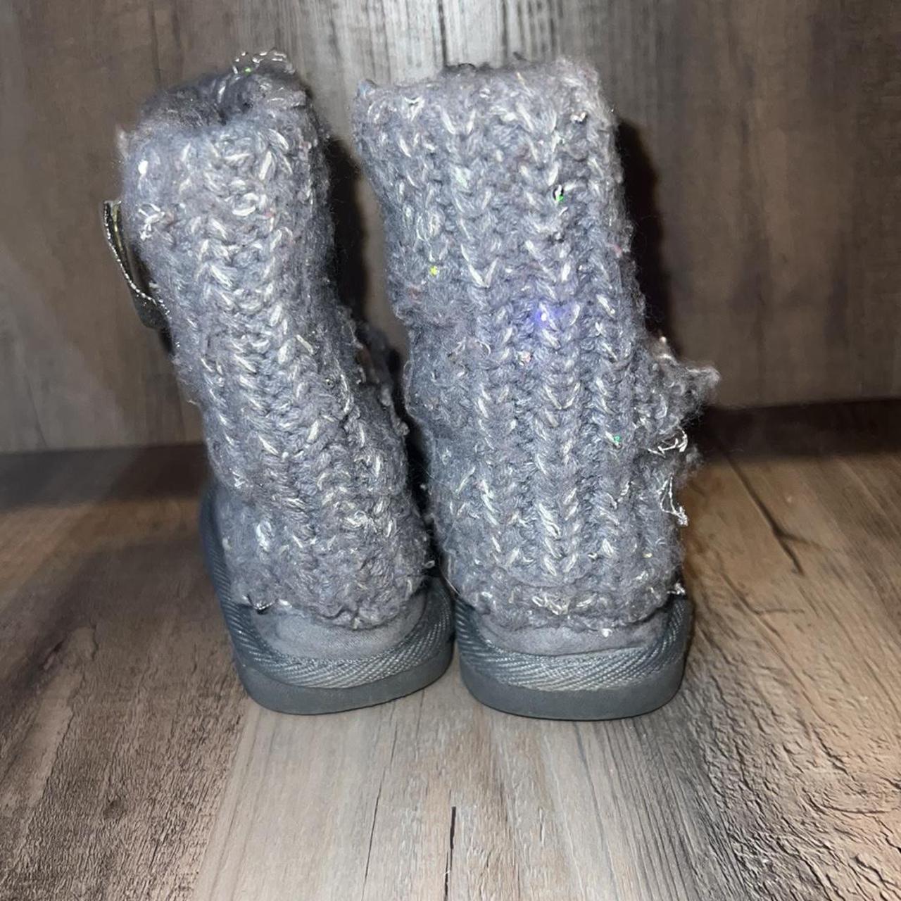 GIRLS JUMPING BEANS SPARKLE BOOTS SIZE 8 BERNICE... Depop