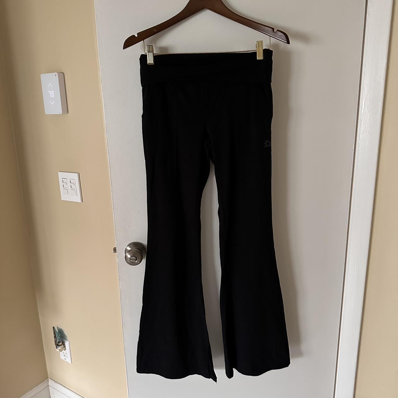 Black Wide Leg Yoga Pants from Aerie! Waist rolls over! - Depop