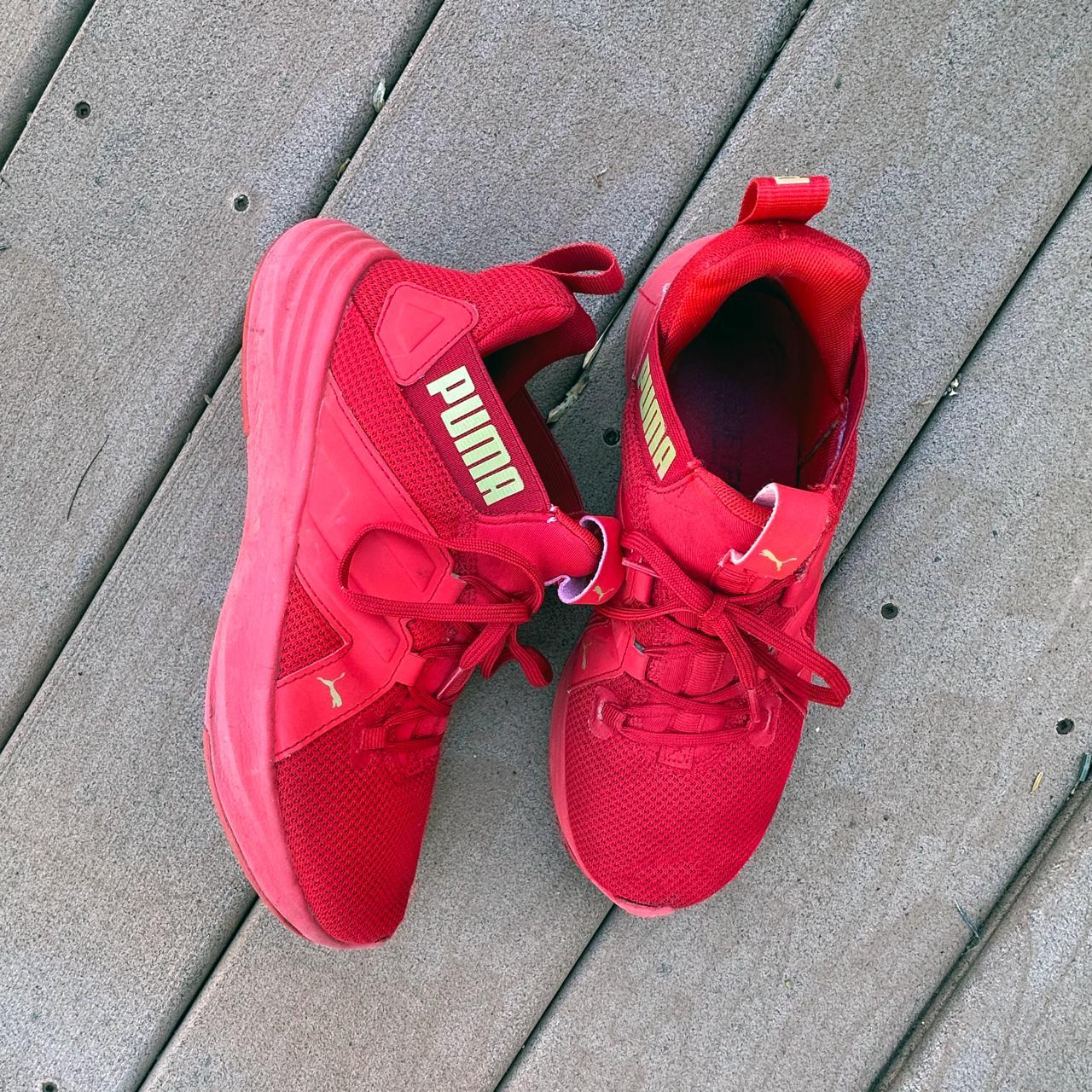 red puma trainers