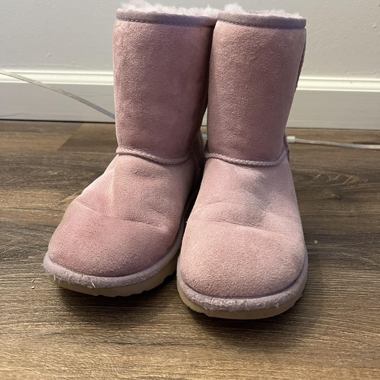 Womens SOLID COLOR uggs 65$ Variety of sizes Womens - Depop