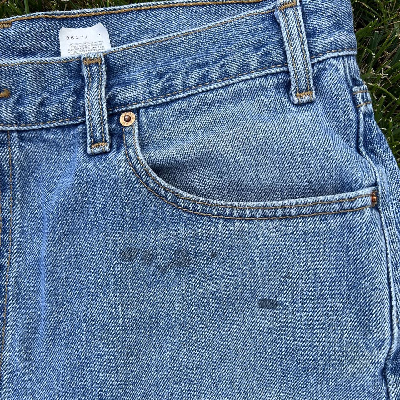 Super cool clean levi jorts 🧼ALL CLOTHING ARE... - Depop