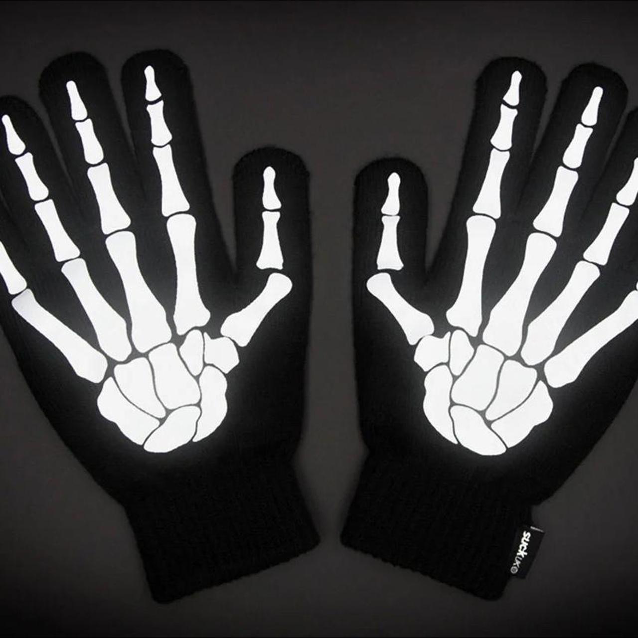 Men's Black and White Gloves Depop