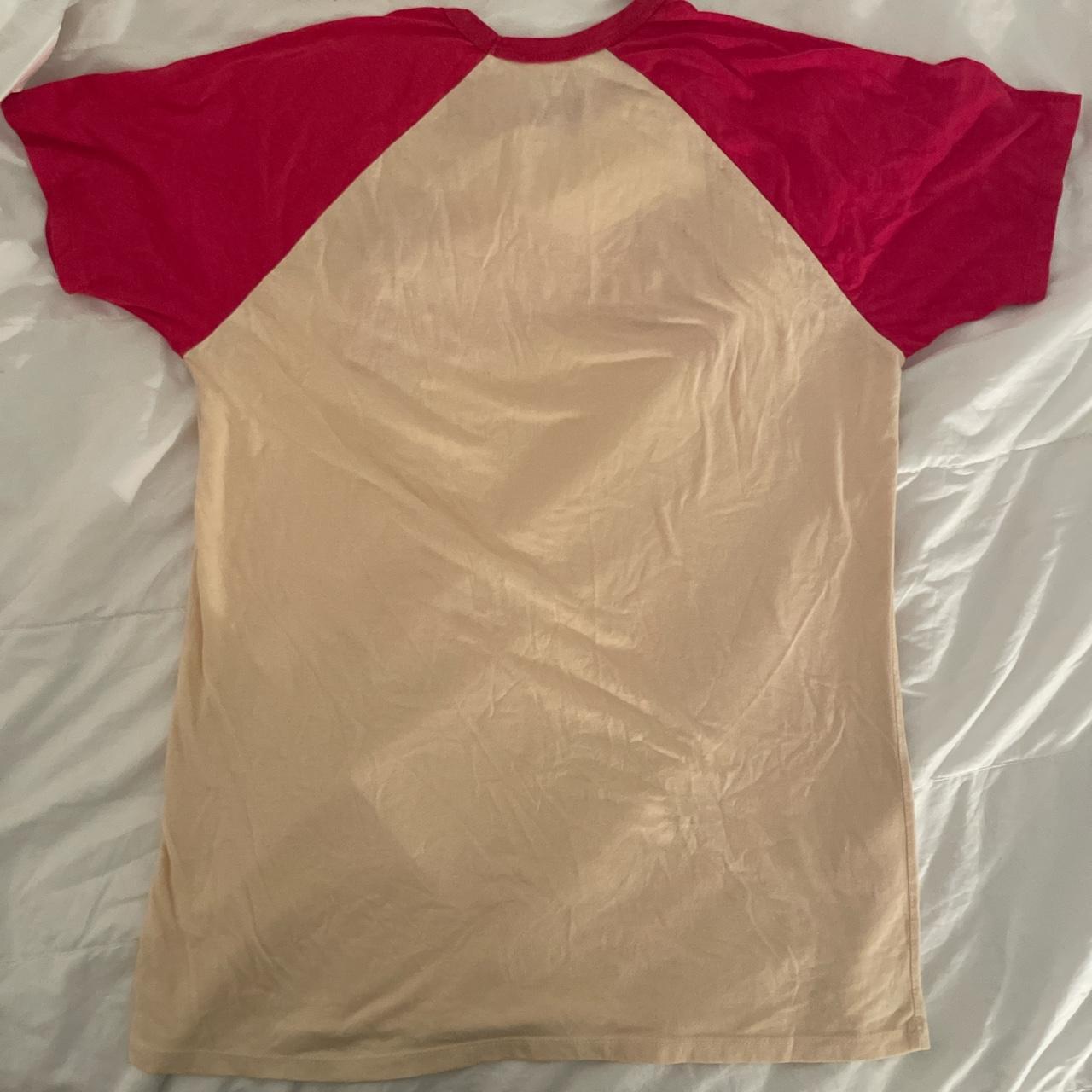Urban Outfitters Men's Cream and Red T-shirt (3)