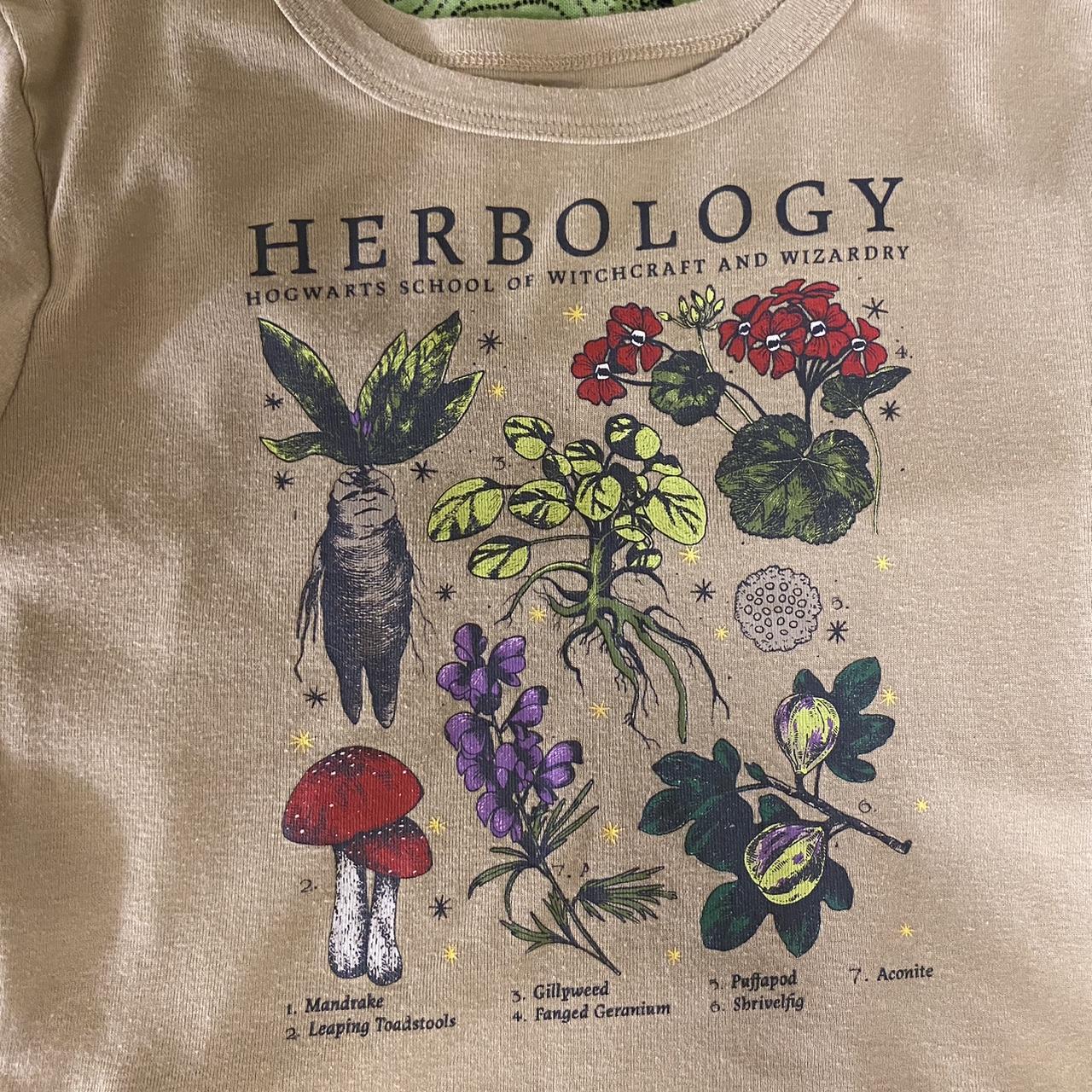 Harry Potter Herbology Cropped Graphic Tee🌿⭐️ Tan... Depop