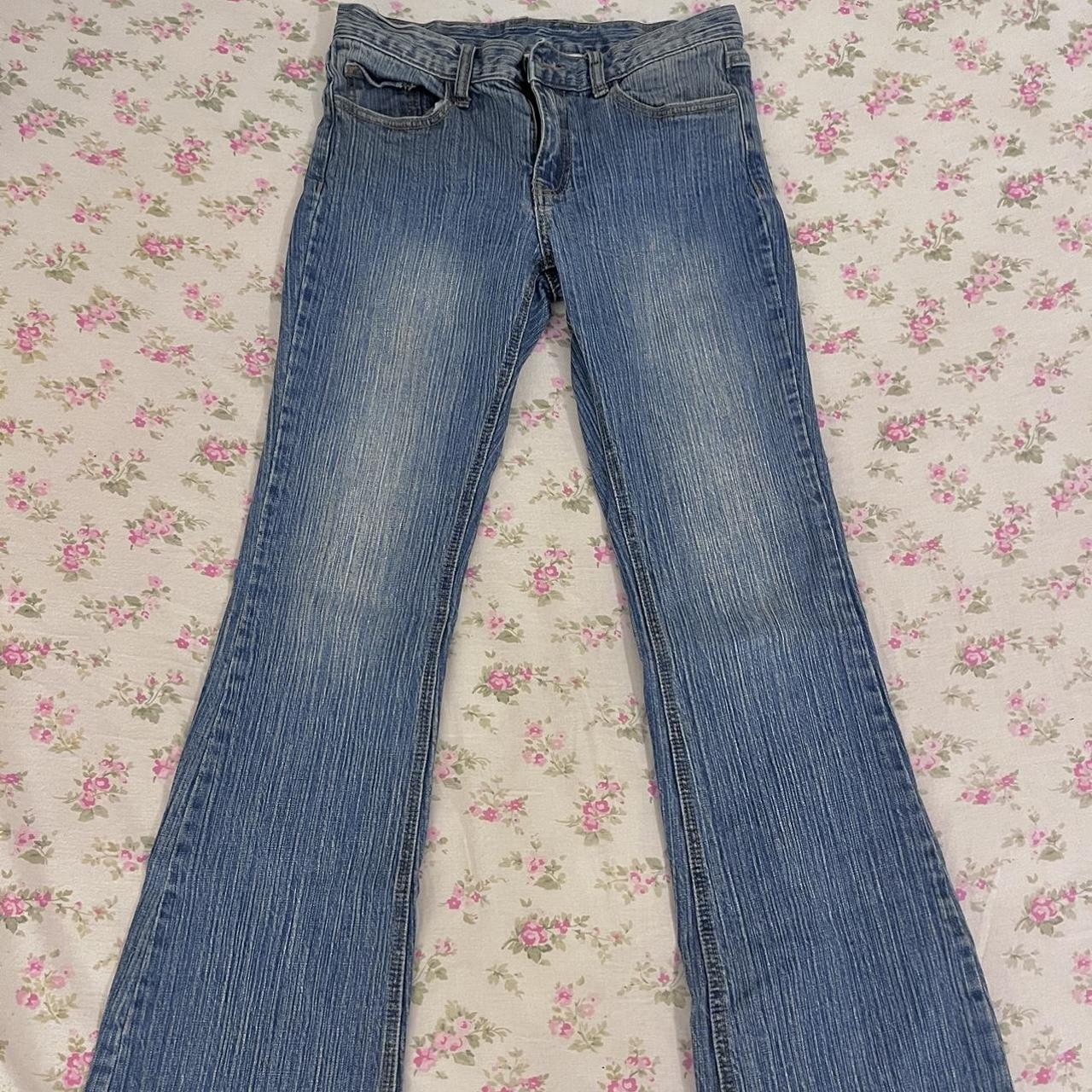 Brandy Melville Brielle 90s jeans - BNWOT Love... - Depop