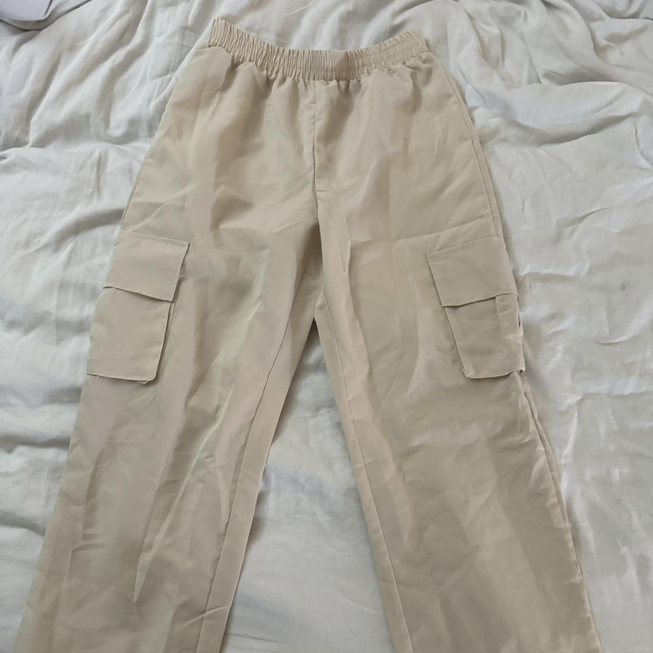 BEAUTIFUL BRAND NEW CREAM/TAN CARGO PANTS LIGHT... Depop