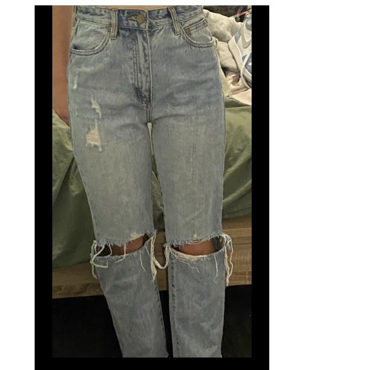 selling in abrand Venice straight high rise jeans in... - Depop