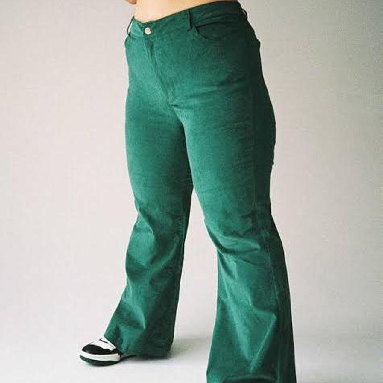 Princess Polly green flare pants #plusize #flarepants - Depop