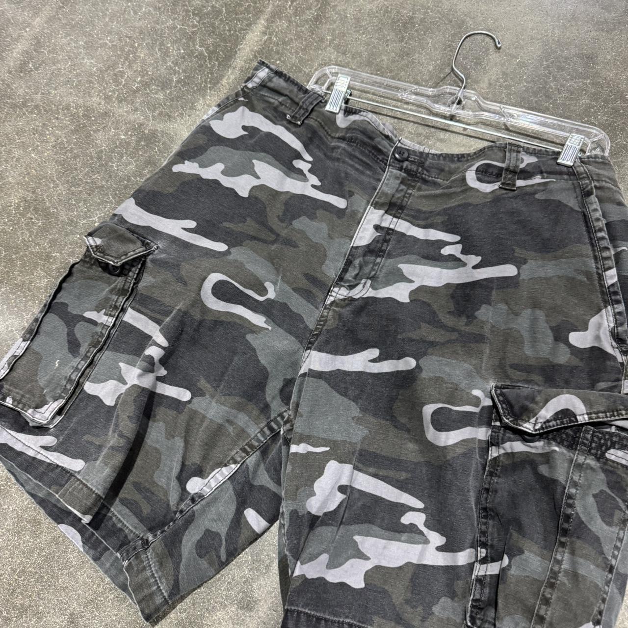 Faded Glory Men's Shorts Green 40