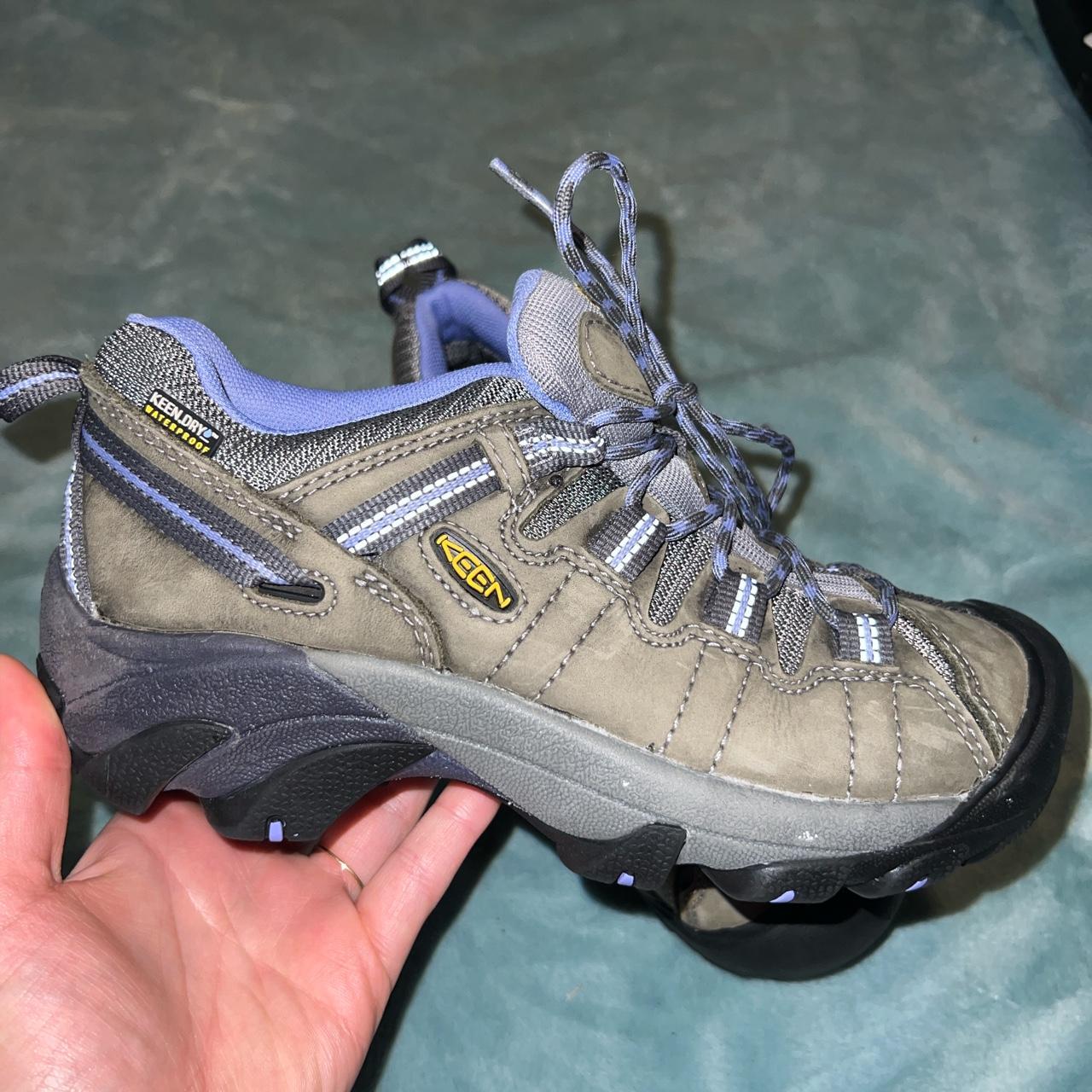 Keen walking clearance shoes uk