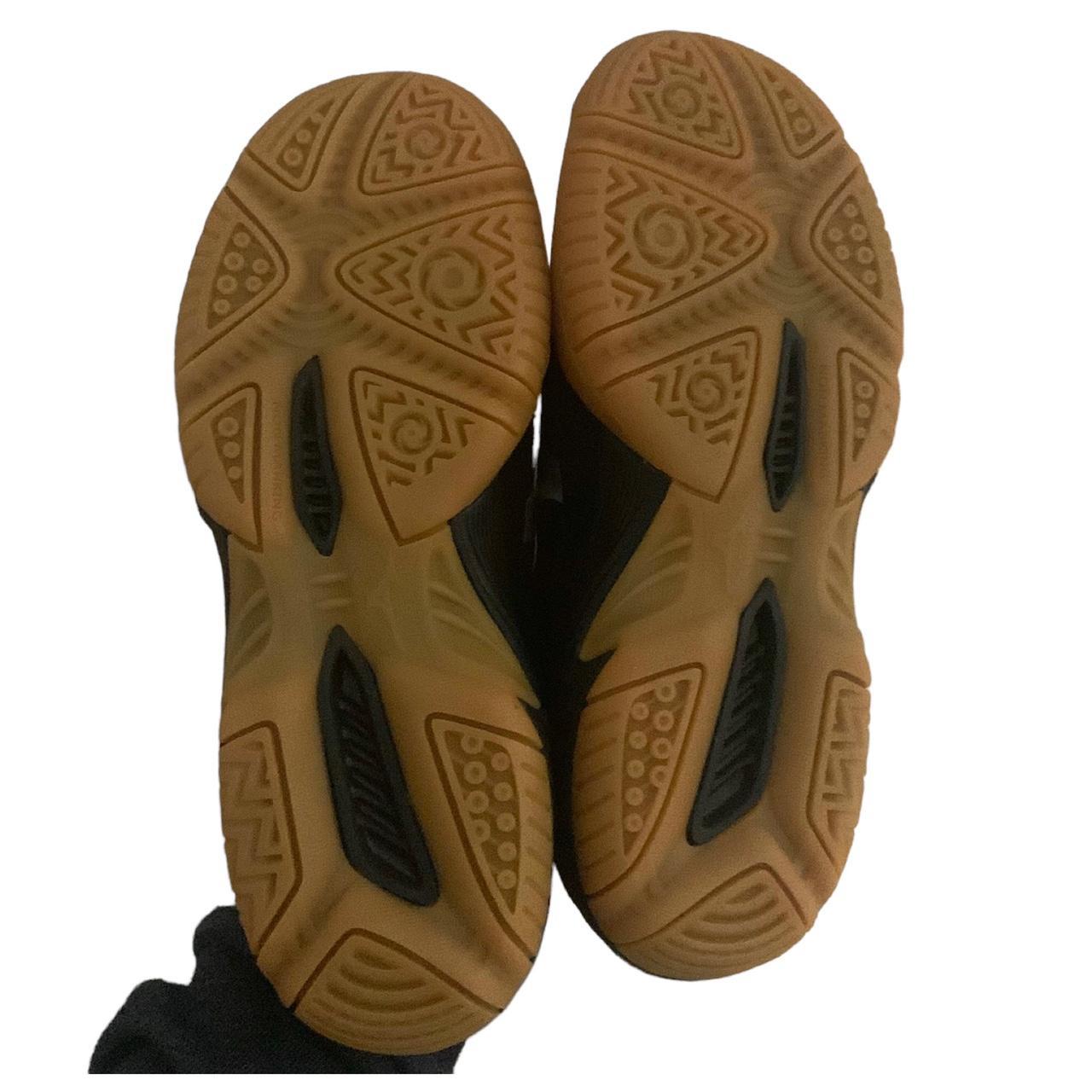 Mizuno Women's Trainers (4)