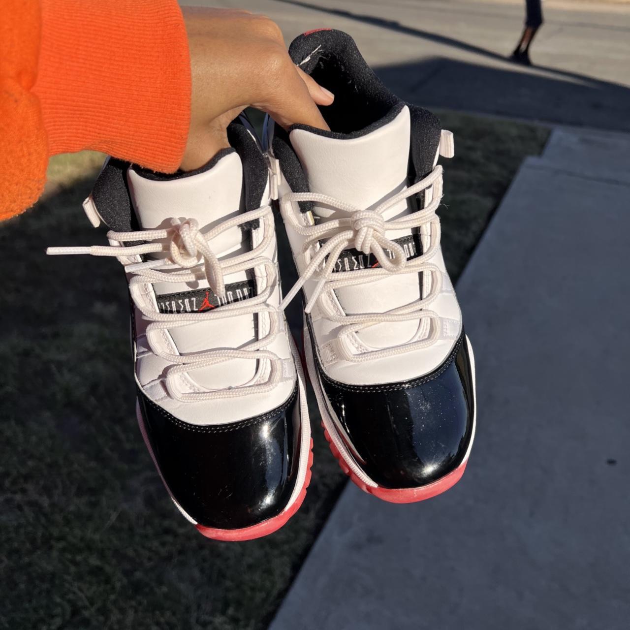 Jordan 11 outlet boy grade school