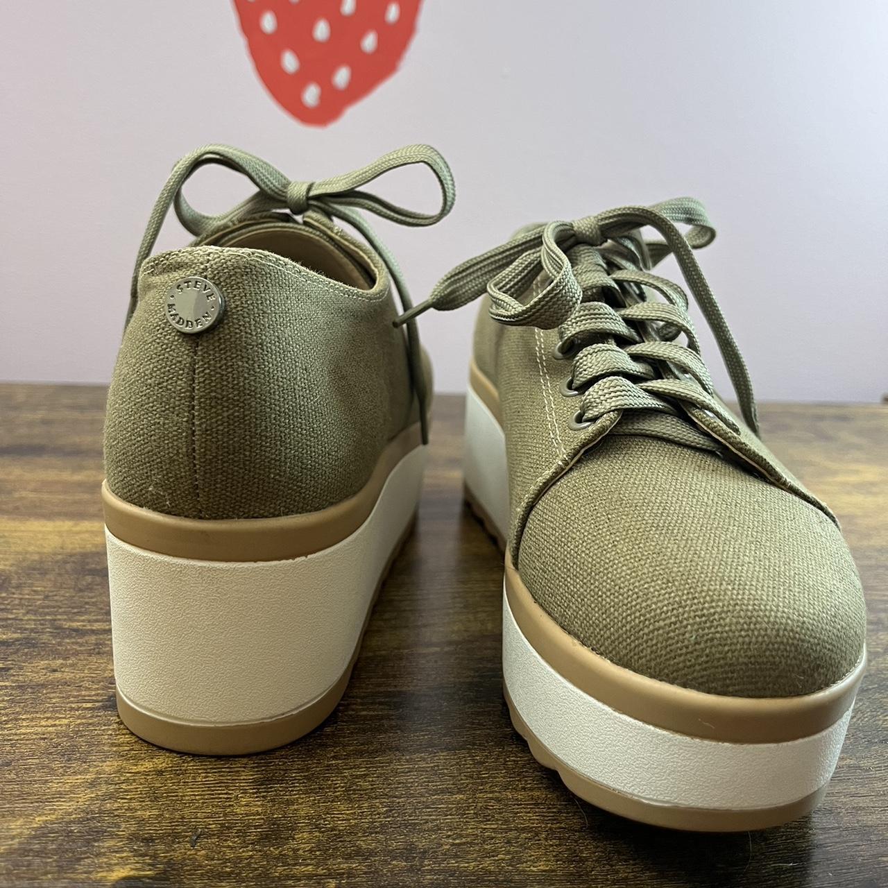 Steve Madden olive green shops platform sneakers