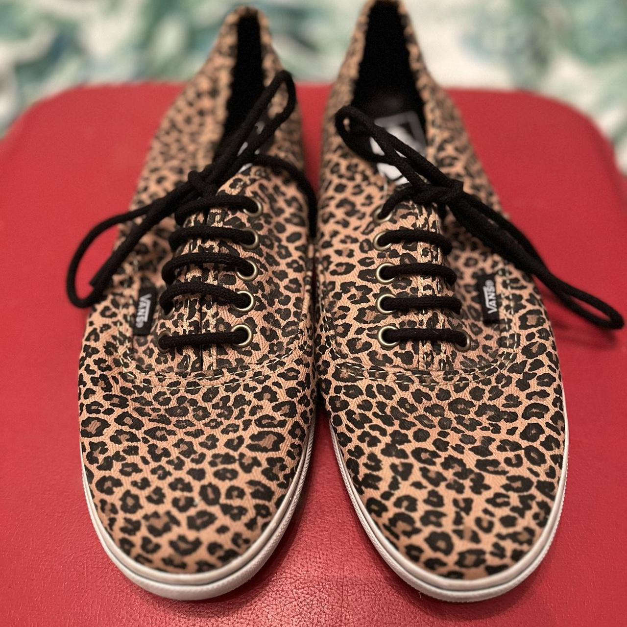 Authentic style leopard print canvas old school vans