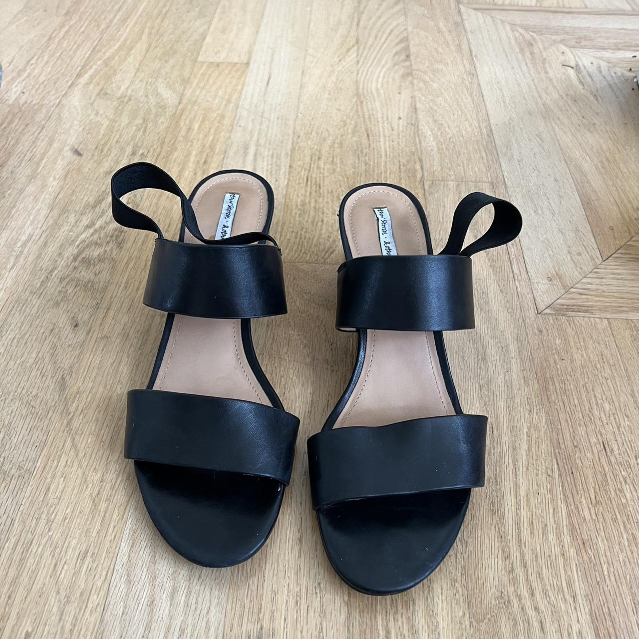 & Other Stories Women's Black Sandals | Depop