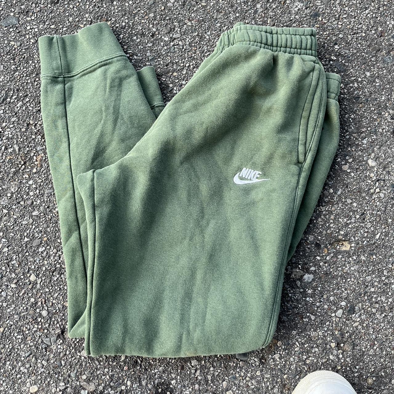 mens nike green sweatpants