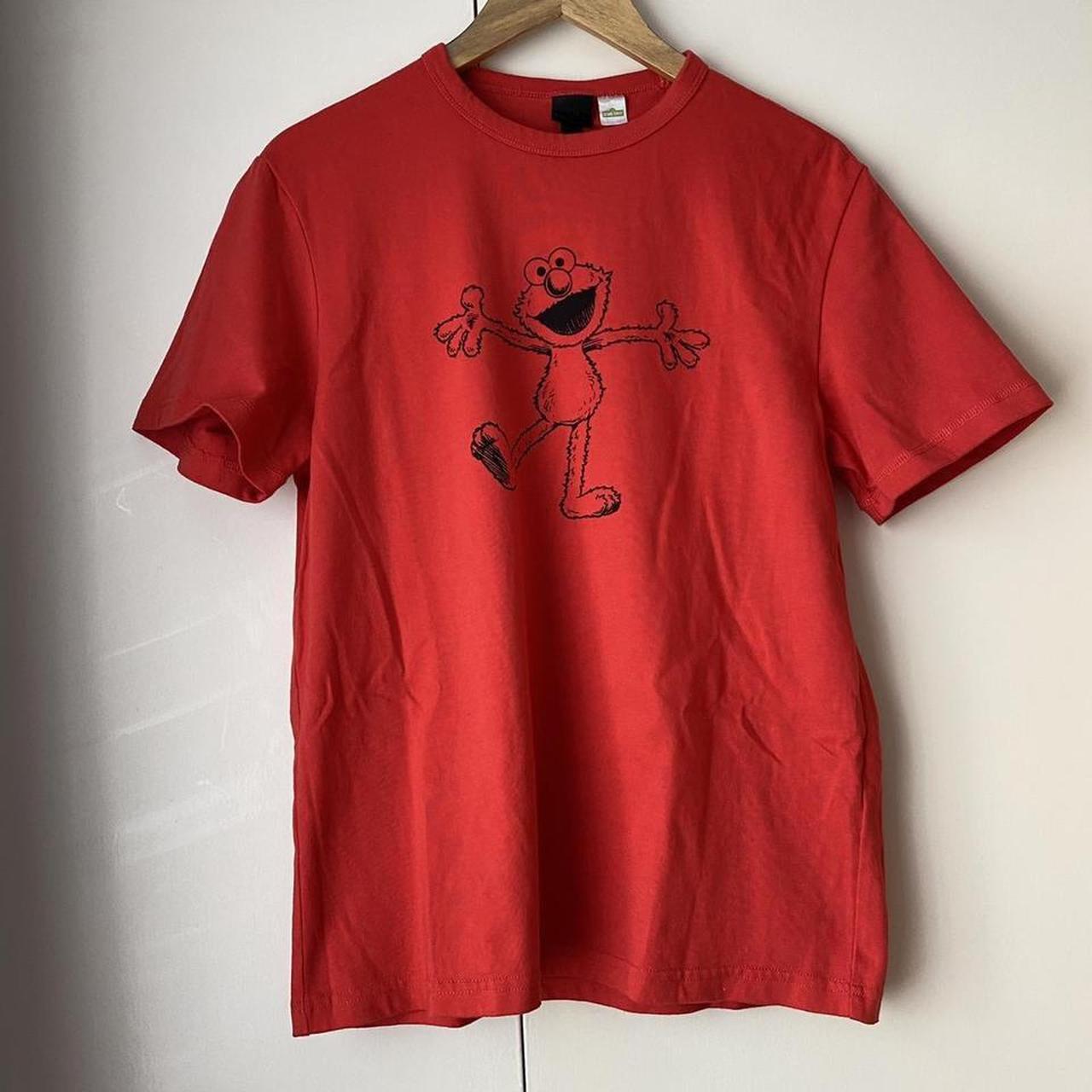 h-m-men-s-red-and-black-t-shirt-depop