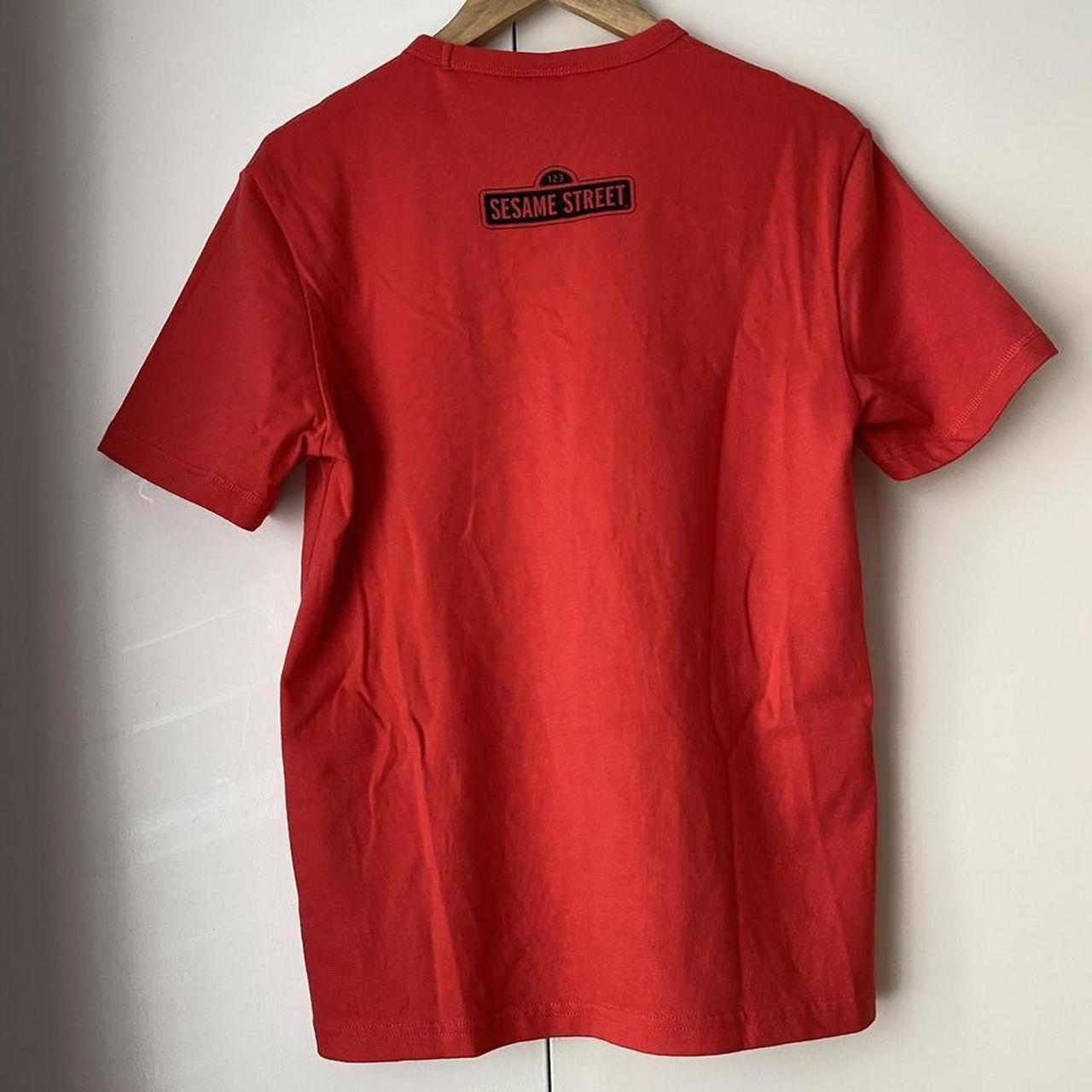 h-m-men-s-red-and-black-t-shirt-depop