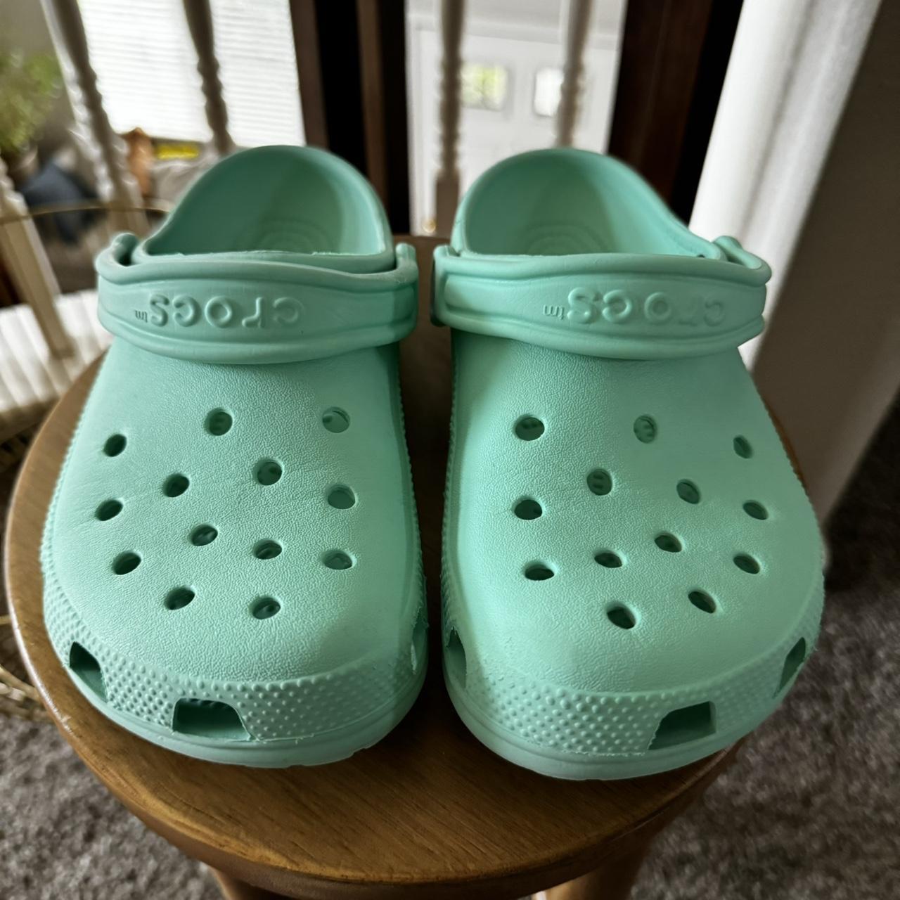 Mint green crocs womens online