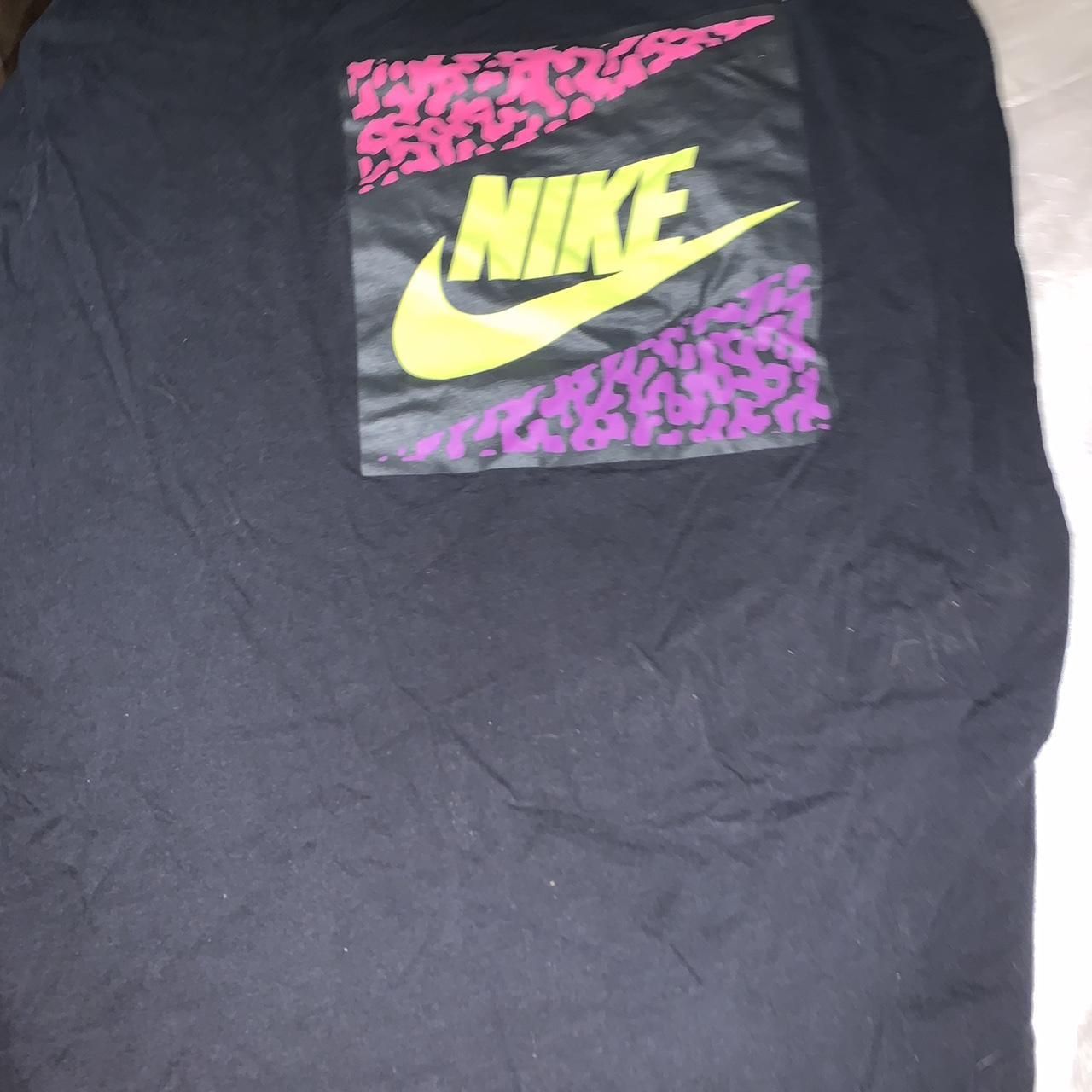womens nike black shirt