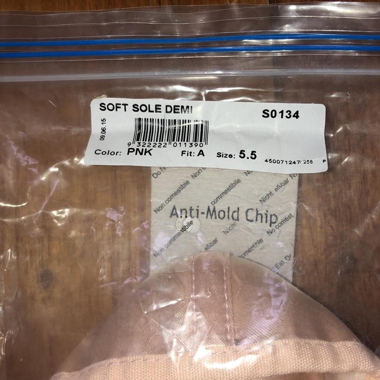 bloch demi pointe shoes