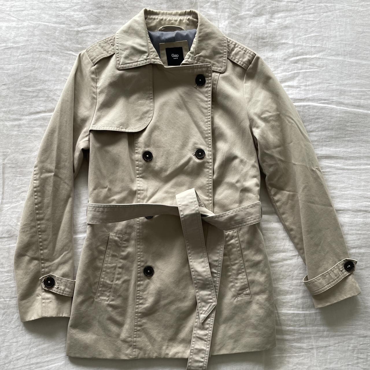 Gap Tan Trench Coat, size XS Shoulder to shoulder:... - Depop