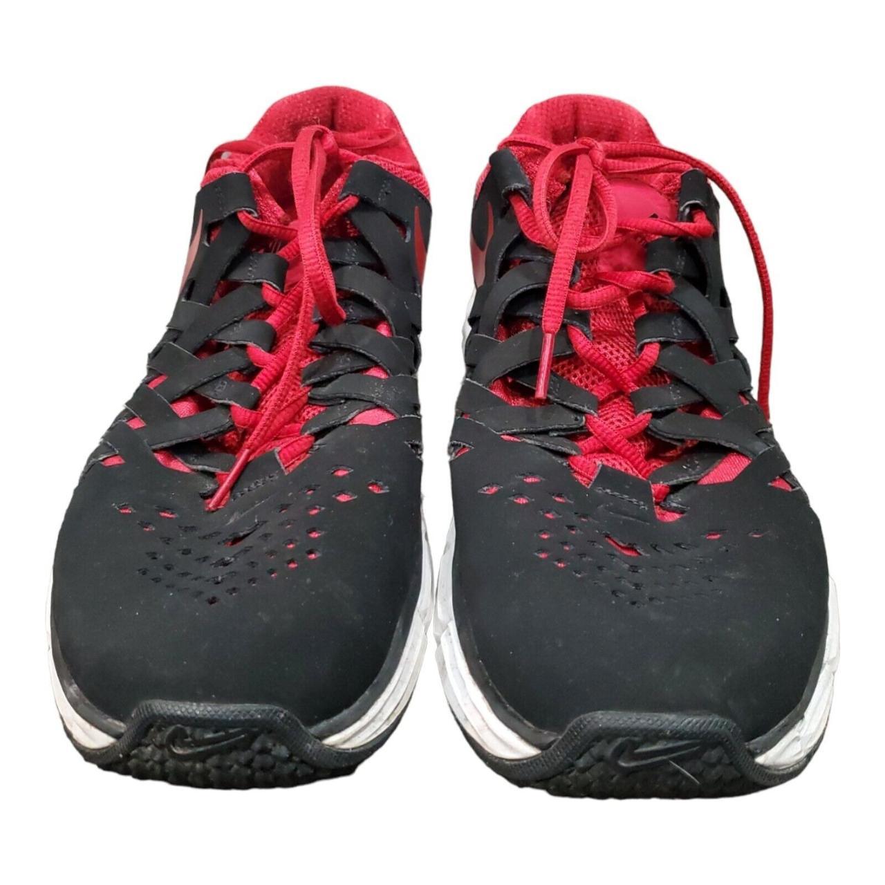mens black and red nike trainers