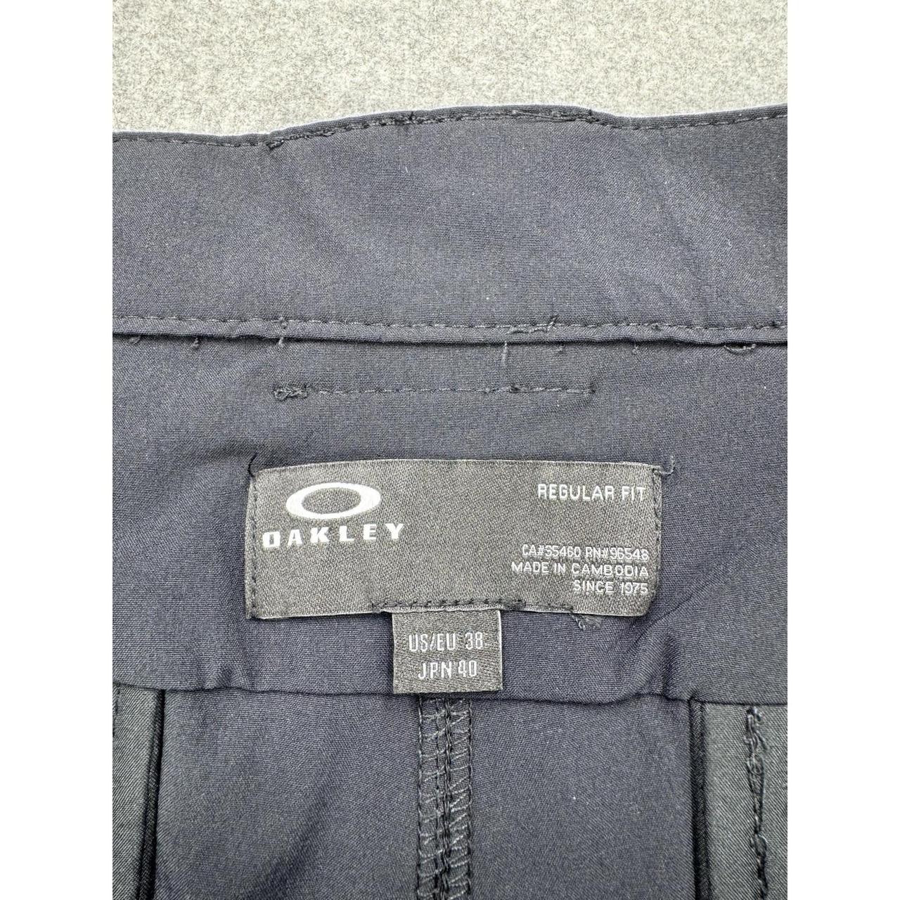 Oakley Men's Shorts Black 38