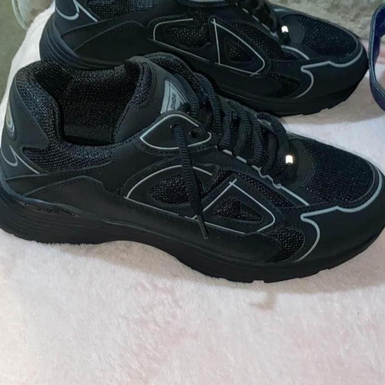mens black nike trainers size 9