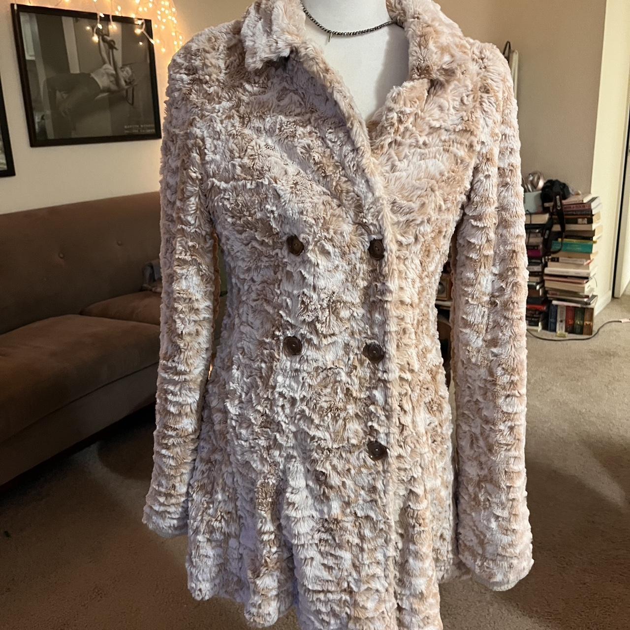 item listed by beritcloset