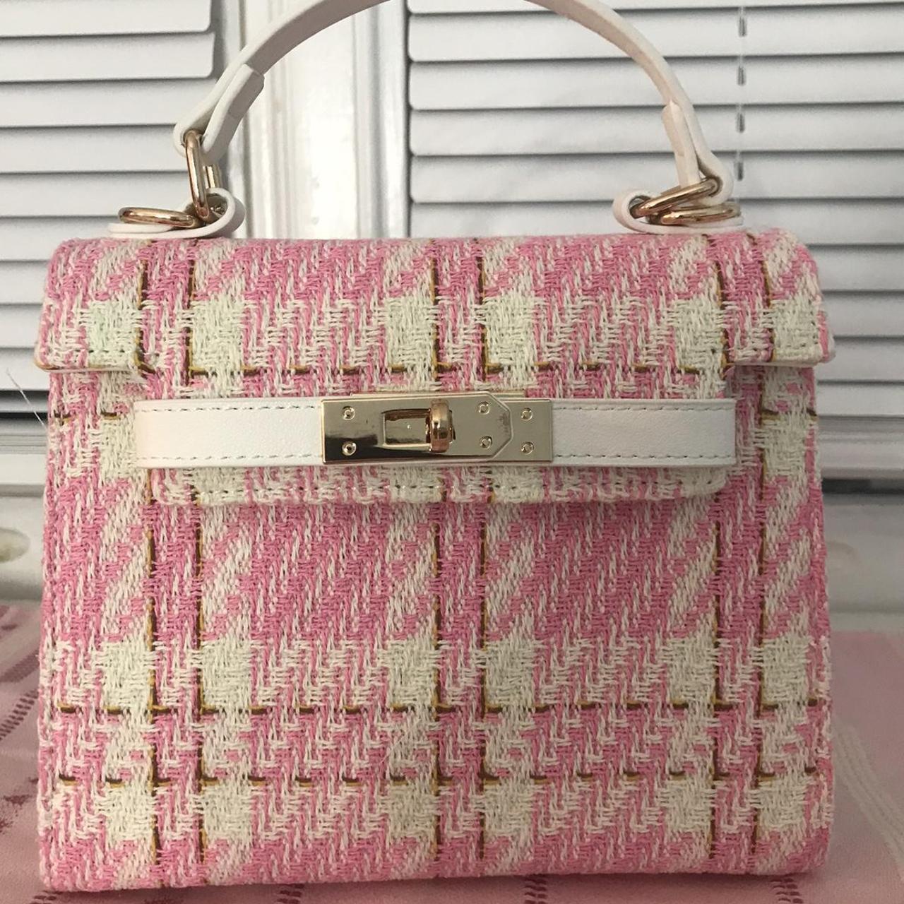 Super cute pink plaid handbag with a removable... Depop