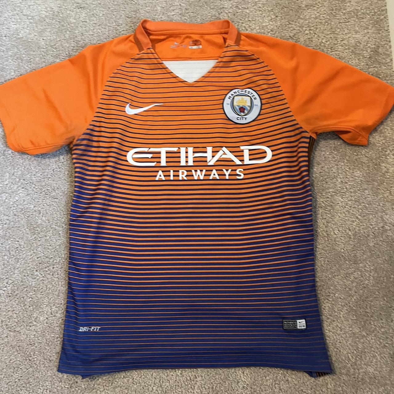 Nike Women's Orange and Blue Top | Depop