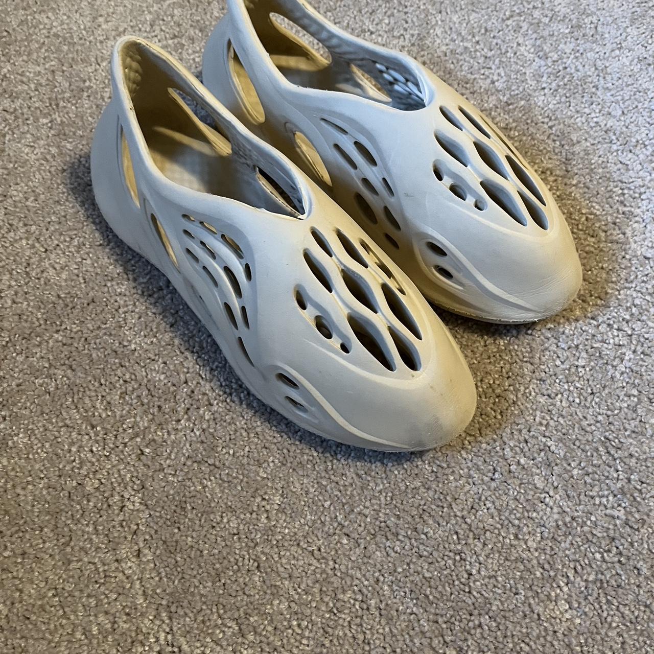 thrifted amazon foam runners. They got little... - Depop