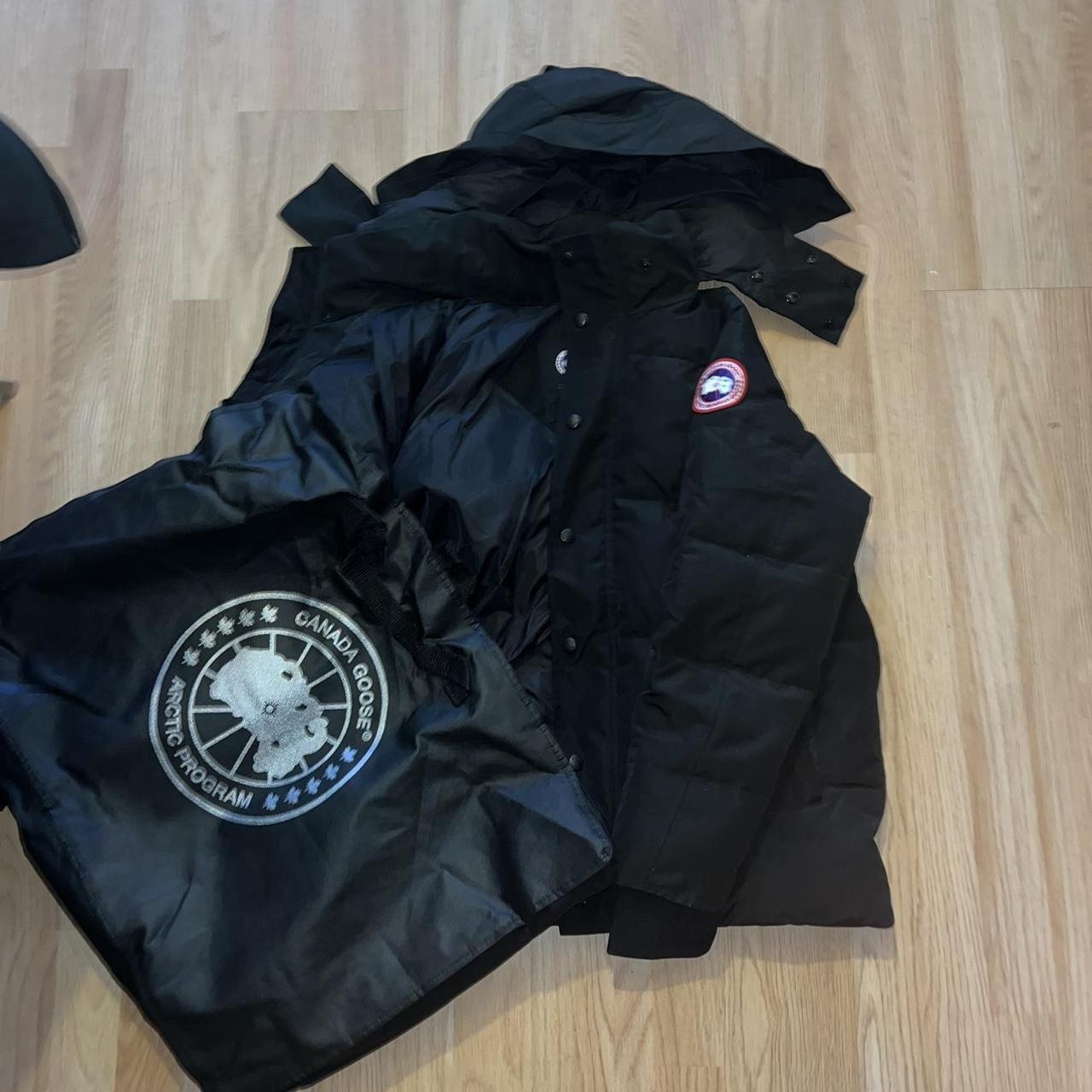 Canada goose xs Original packing available - Depop