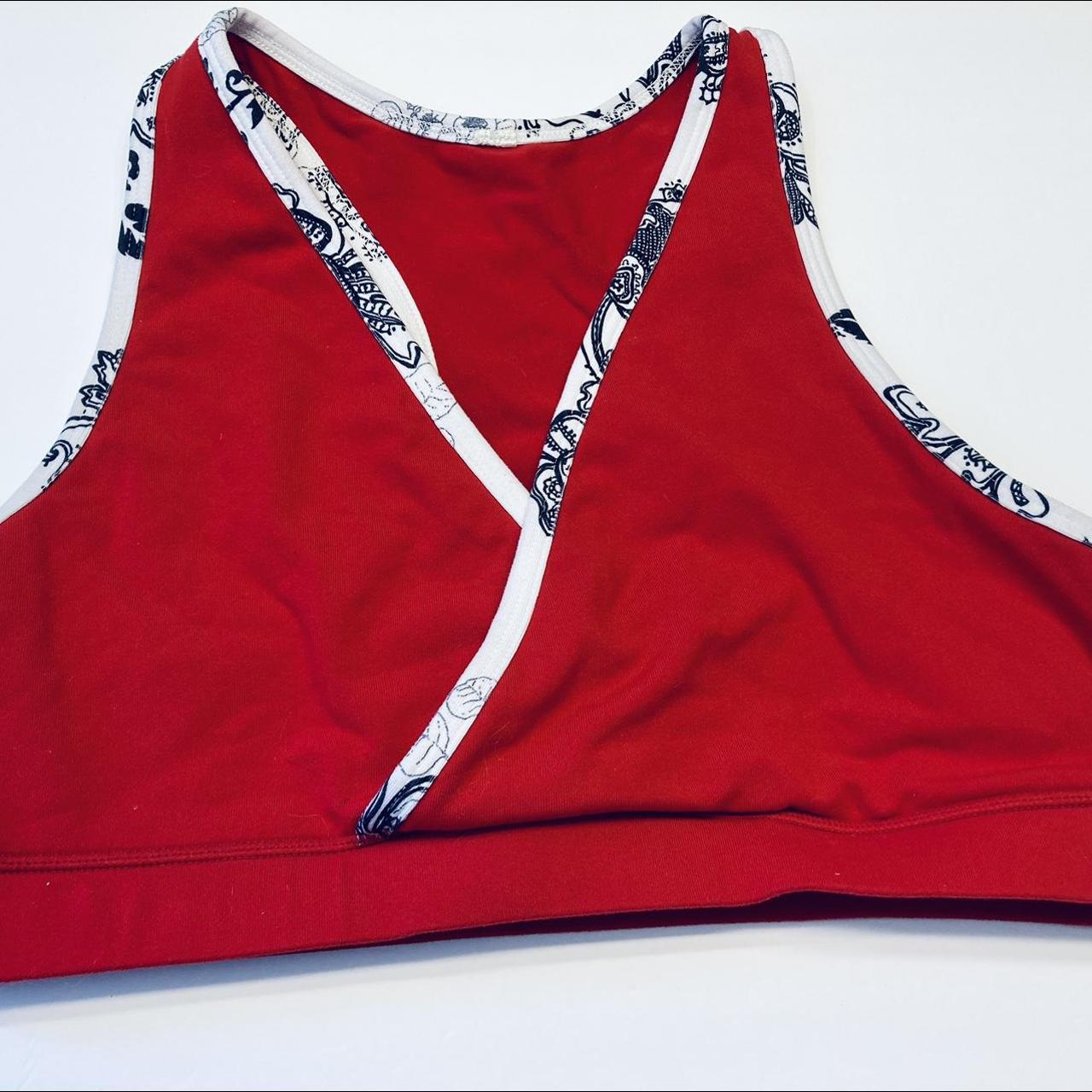 Lululemon Womens Red V Neck Racerback Athletic Pullover Sports Bra Size 2 