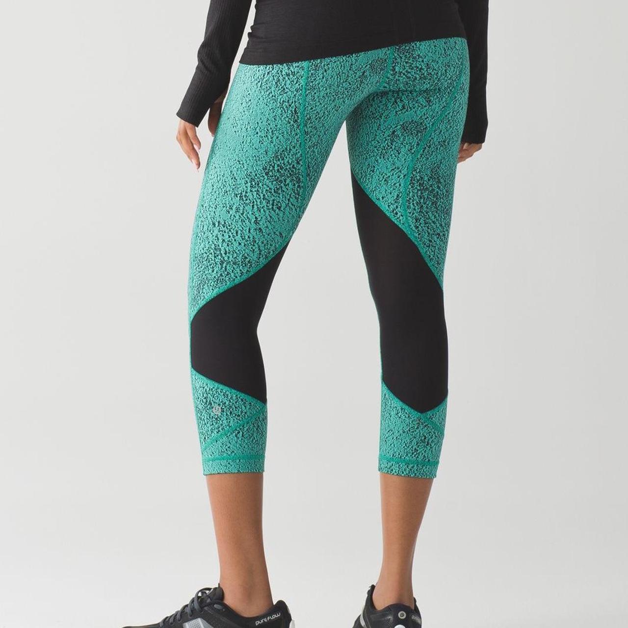 Lululemon Black Pace Rival Crop Leggings - Luxtreme Fabric with